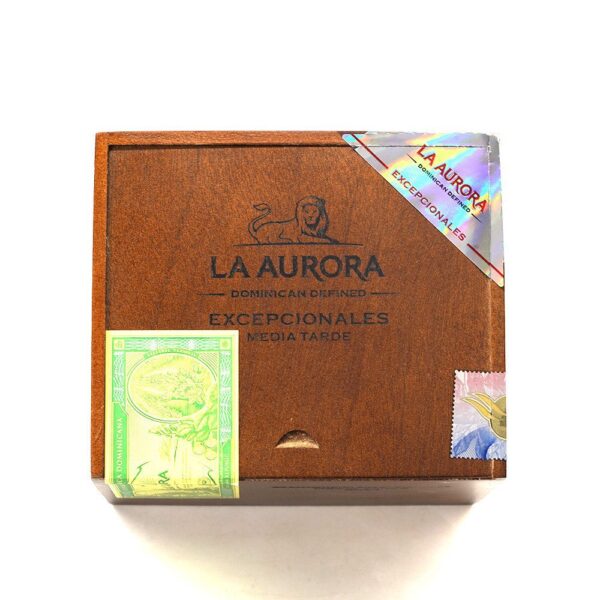 La Aurora Excepcionales Media Tarde 拉奧羅拉 卓越黃昏前夕