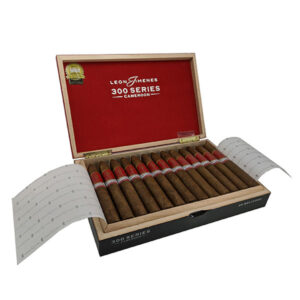 La Aurora Leon Jimenes 300 Series Belicoso 獅子王 李昂吉梅斯300系列喀麥隆魚雷25支